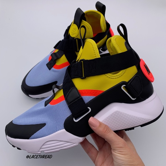 Nike Shoes - NIKE - Air Huarache City Womens Sneaker AH6787 401